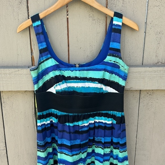Trina Turk Striped Mini Sun Dress Sz 8 Spring and Summer Ready - Picture 2 of 5